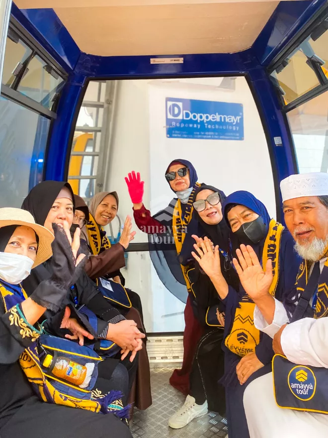 Spesialis Umroh Keluarga Premium | Amayya Tour 18 amayya umroh keluarga premium travel umroh keluarga di bandung2