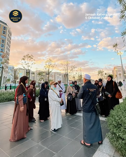 Travel Umroh Keluarga Bandung, Pilihan Pengusaha-Artis 9 ziarah umroh plus al ula refal hady oktober amayya tour spesialis umroh keluarga bandung jakarta1